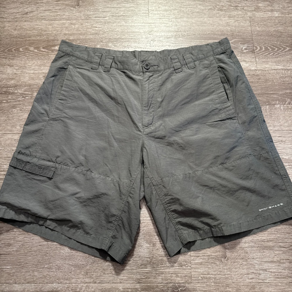 Columbia Shorts Mens 40 Gray Cargo Lightweight Outdoor Hiking Ripstop Pockets 9"